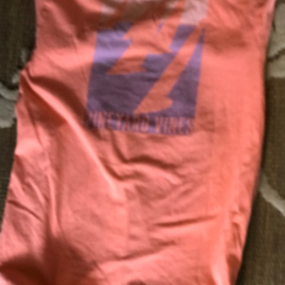 Vineyard Vines t-shirt - Picture 2 of 2